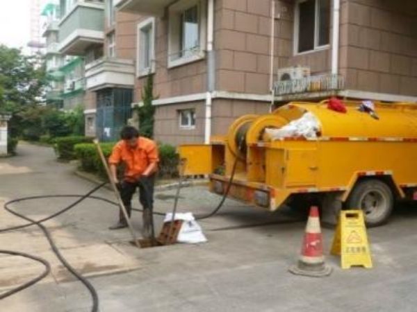 南充街道管道疏通电话（南充东南街道办事处电话）