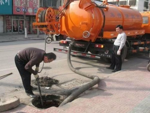南充马桶管道疏通（南充通马桶电话）